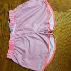 Under Armour shorts, yl